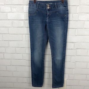 Kohl's Mudd Girl Junior Jeans. Size 12